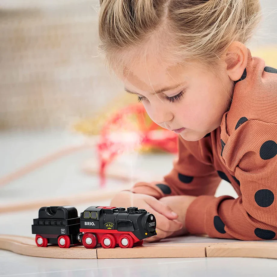 Battery Operated Steaming Train - Image 2