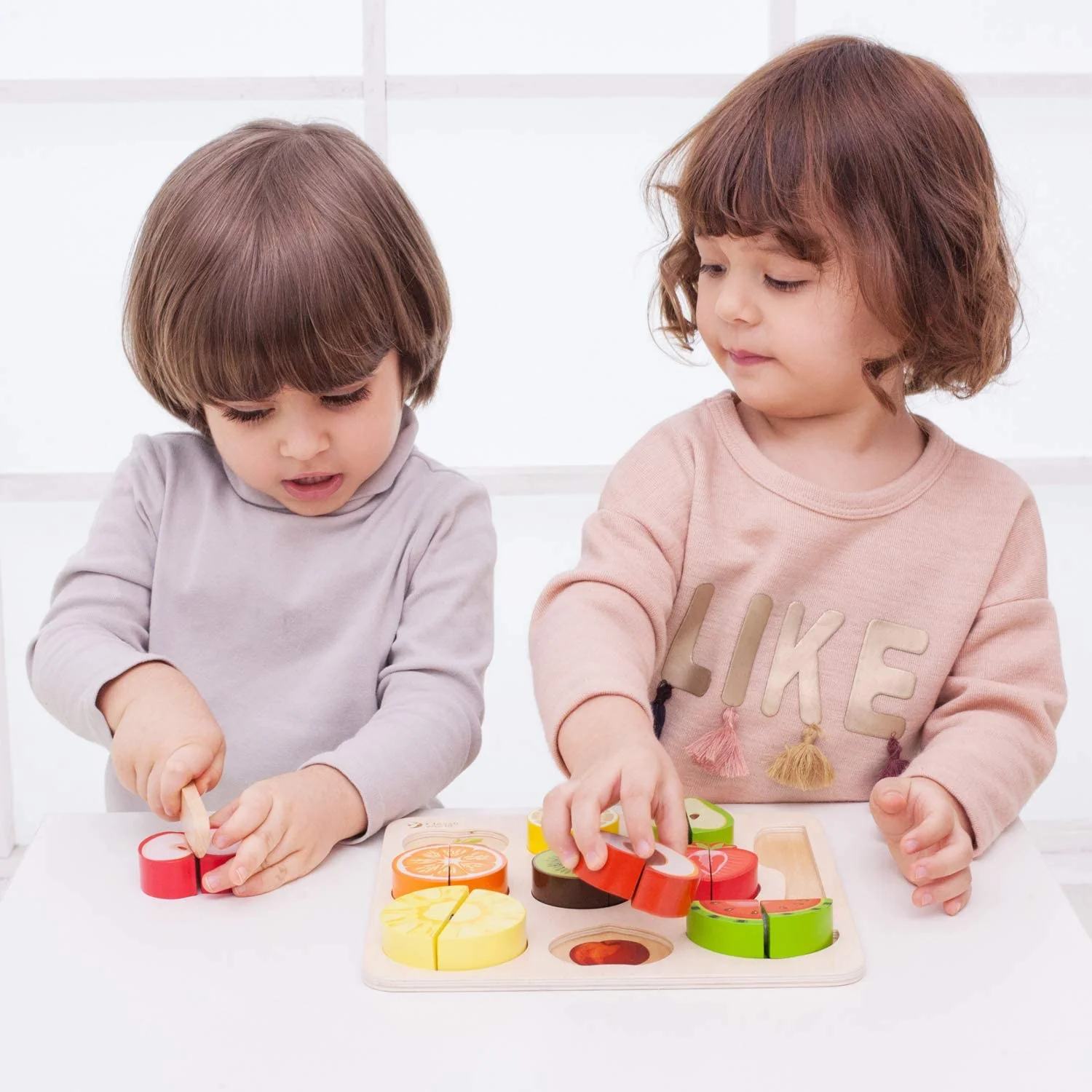 Classic World Cutting Fruit set - Image 4