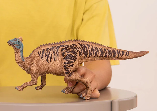 Edmontosaurus - Dinosaur Figure - Image 3