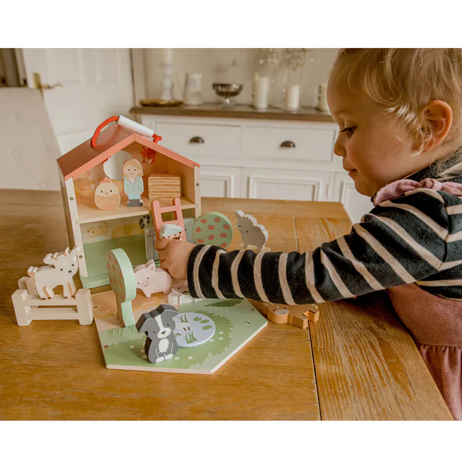 Farmyard Play Set - Image 7