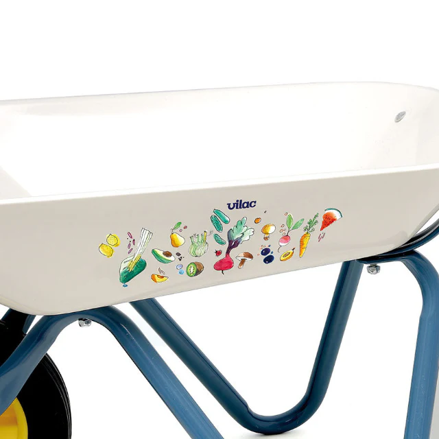 Little Gardeners Wheelbarrow - Image 3