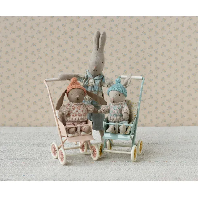 Small Winter Bunny - Image 3