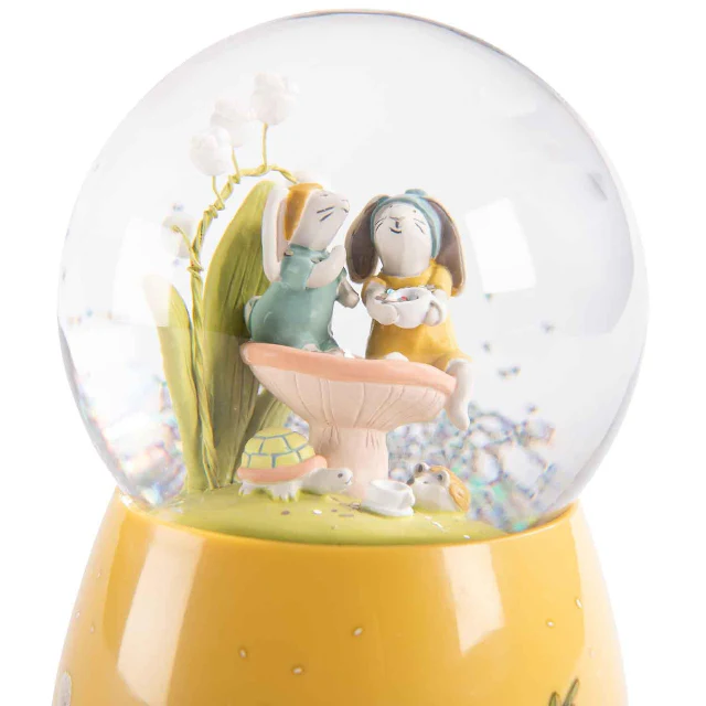 Three Little Rabbits - Musical Snow Globe - Image 4