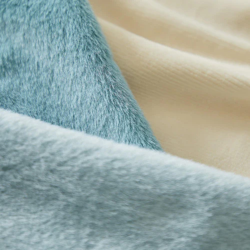 Turquoise Penguin Comforter - Image 4